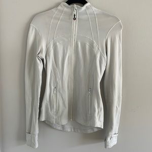 Lululemon define jacket size 6